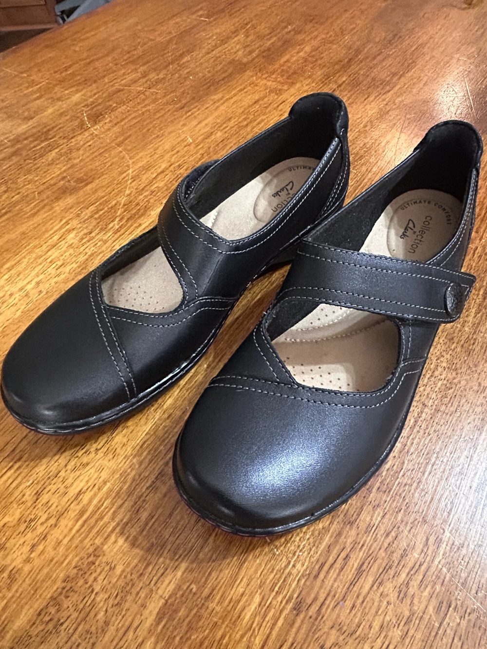 Clarks Women’s Black Mary Jane “Cora Dahlia” Leather Shoes